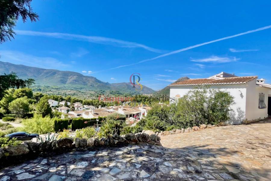 Sale - Villa - Jalon Valley - Valley / Urbanización