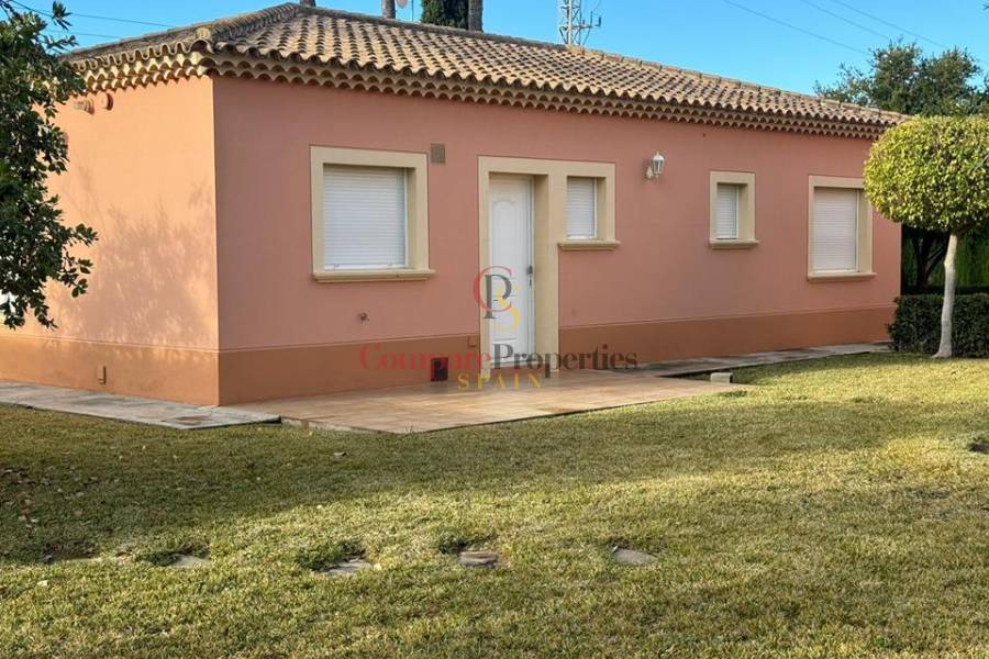 Venta - Villa - Dénia - 