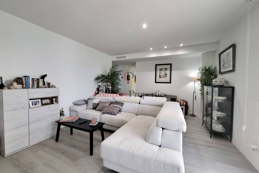 Vente - Apartment - Dénia - Club Náutico