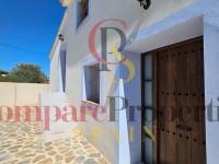 Sale - Villa - La Nucia