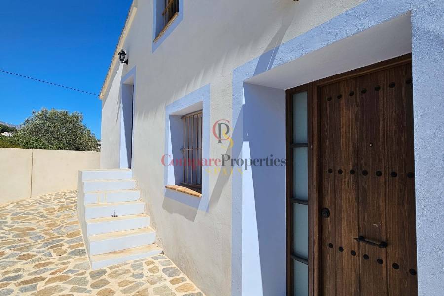 Sale - Villa - La Nucia