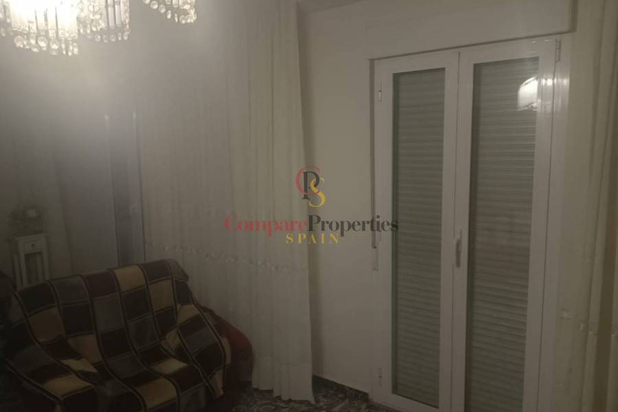 Sale - Apartment - Oliva - 