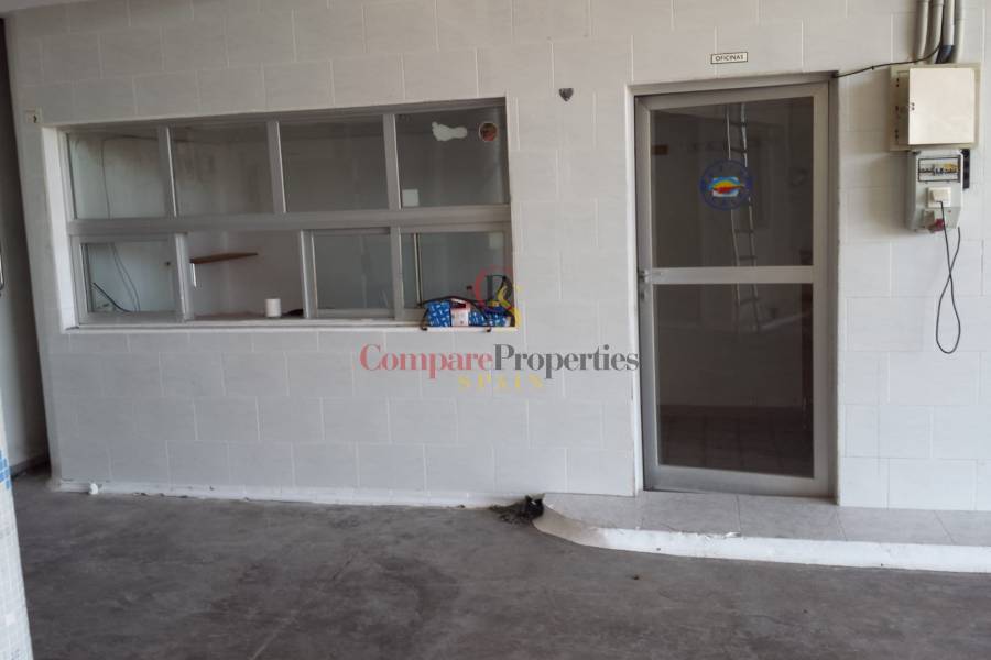 Venta - Commercial Units - Calpe