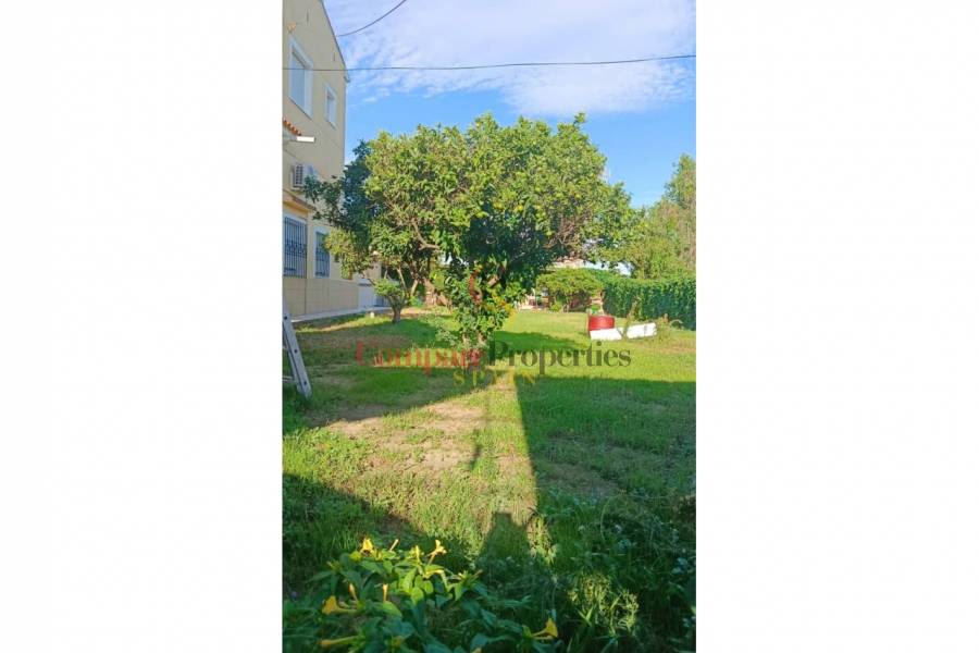 Sale - Apartment - Oliva - 
