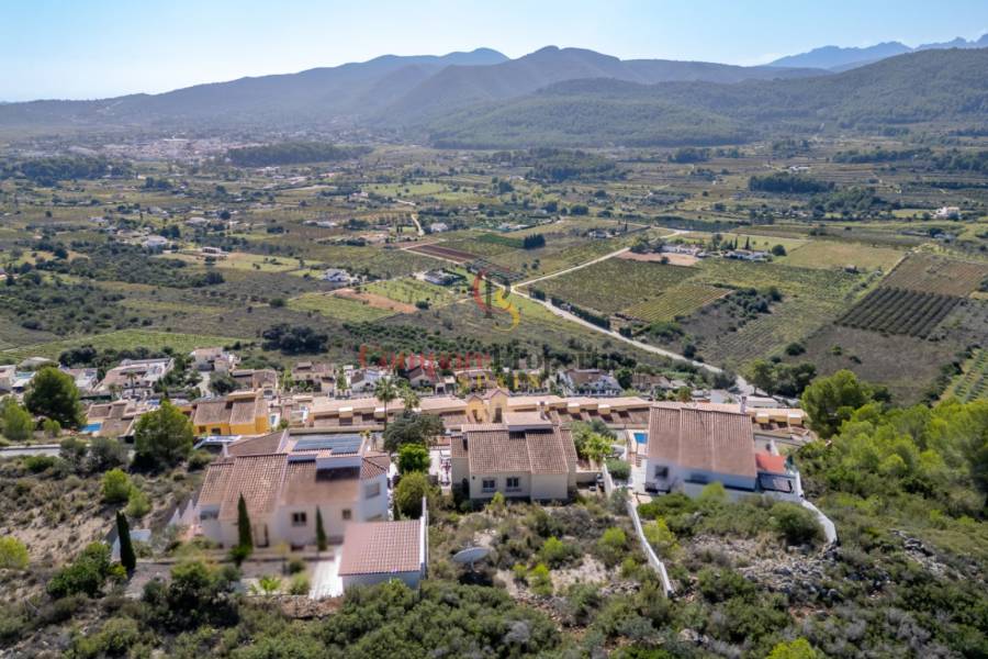 Sale - Villa - Jalon Valley - Valley / Urbanización