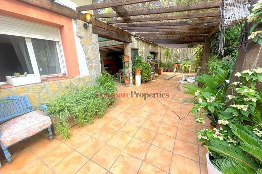 Sale - Villa - Dénia - La Sella