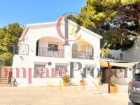 Sale - Villa - Dénia - Las Rotas