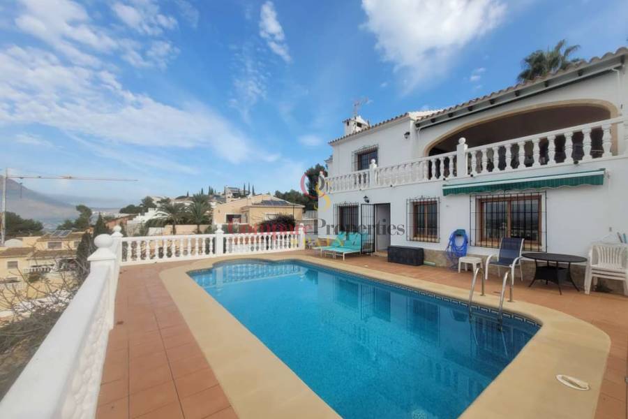 Sale - Villa - Jávea