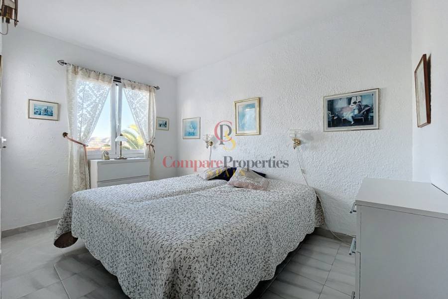 Sale - Bungalow - La Nucia - Buenavista