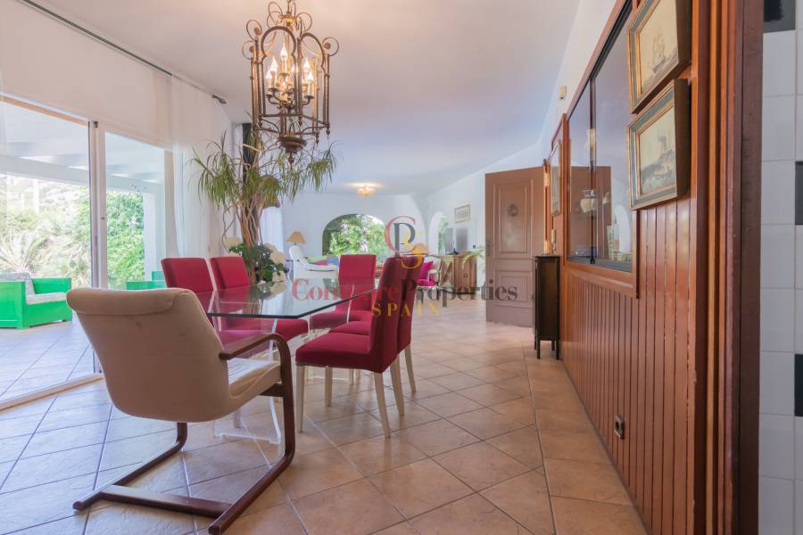 Venta - Villa - Albir