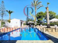 Venta - Villa - Jávea