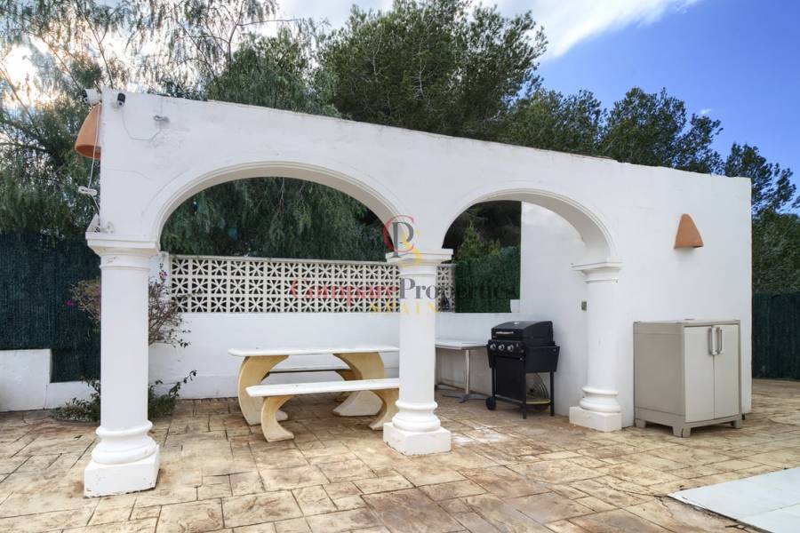 Sale - Villa - Jávea