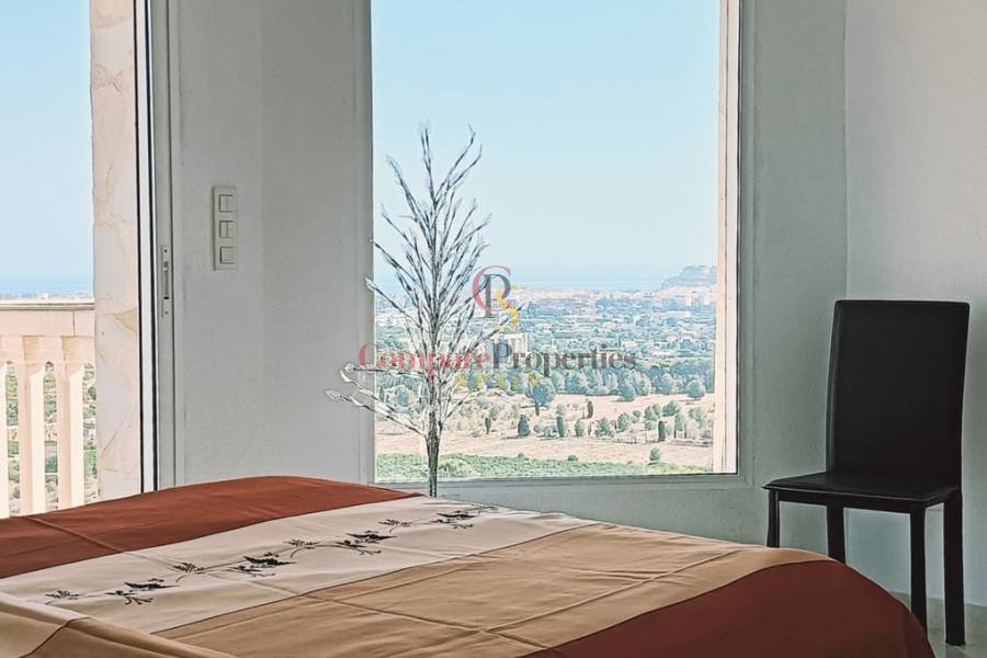 Venta - Villa - Dénia