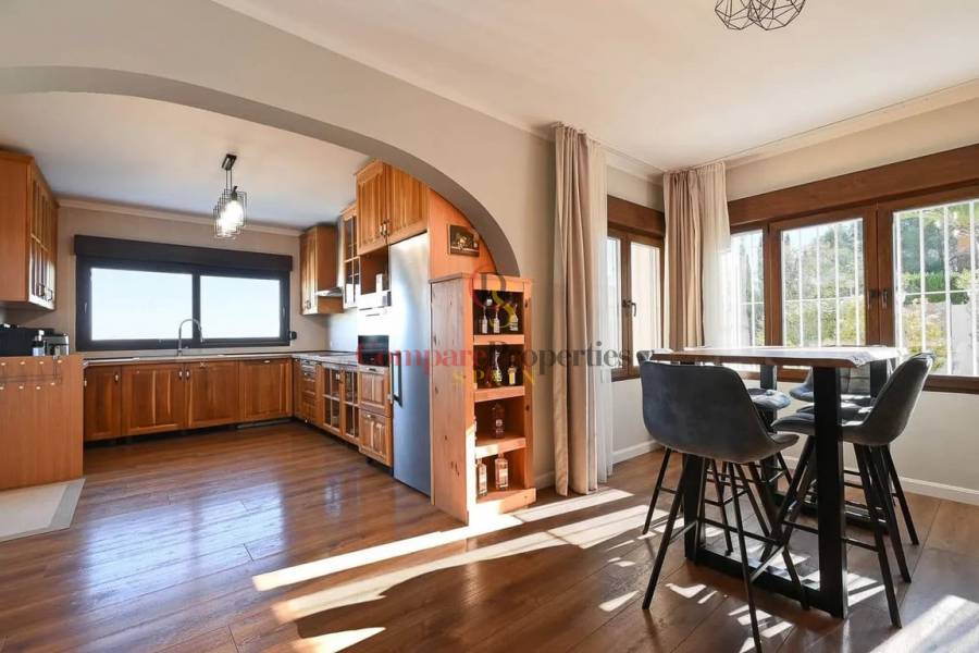 Verkoop - Villa - Jávea