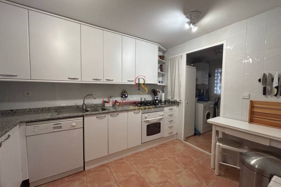 Verkoop - Apartment - Albir - Centro