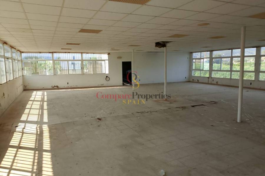 Sale - Villa - Vilallonga - Villalonga - 