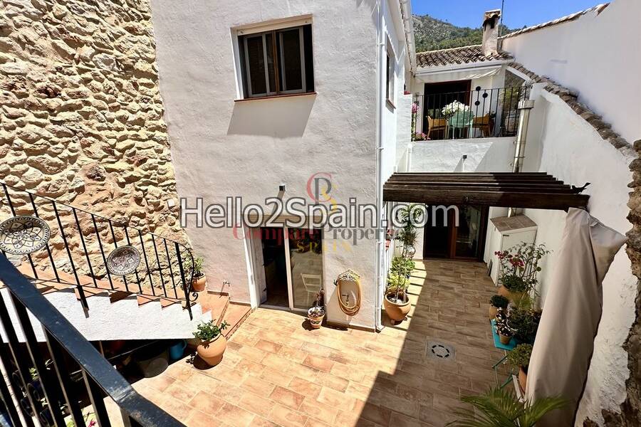Sale - Townhouses - Forna