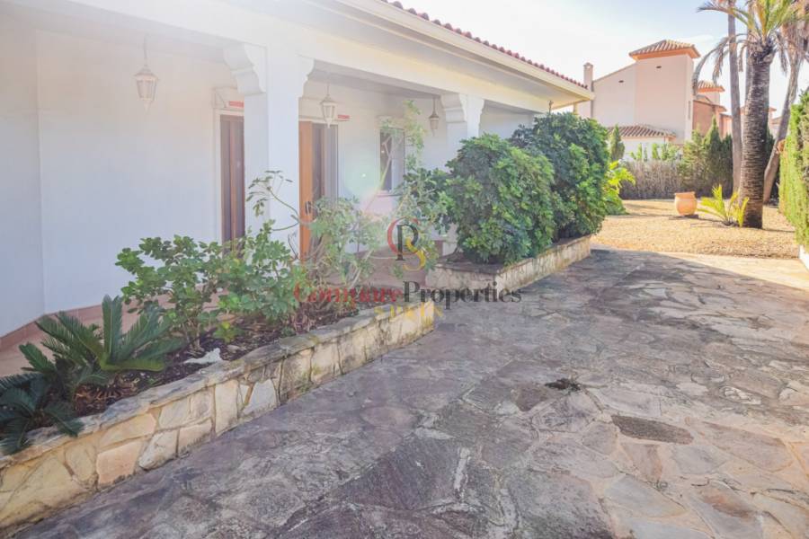 Sale - Villa - Alfaz Del Pi - San Rafael