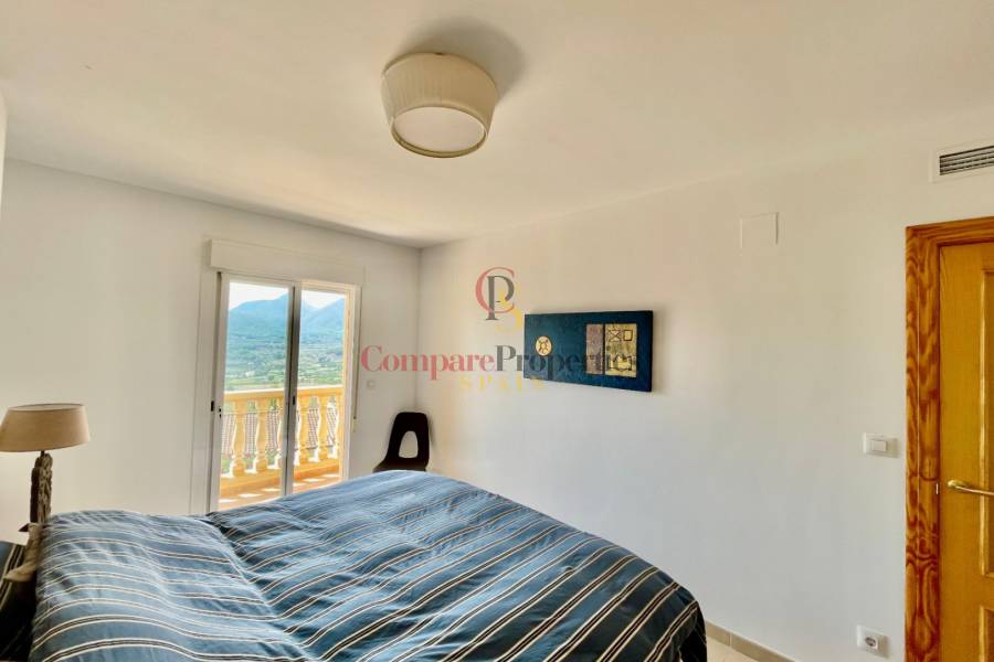 Sale - Townhouses - Jalon Valley - Urbanización