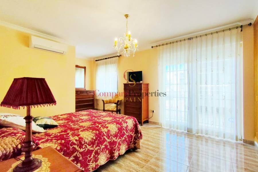 Sale - Townhouses - Dénia - Centro ciudad