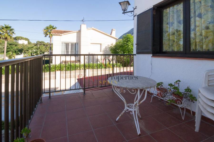 Sale - Villa - Dénia