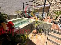 Sale - Townhouses - Forna