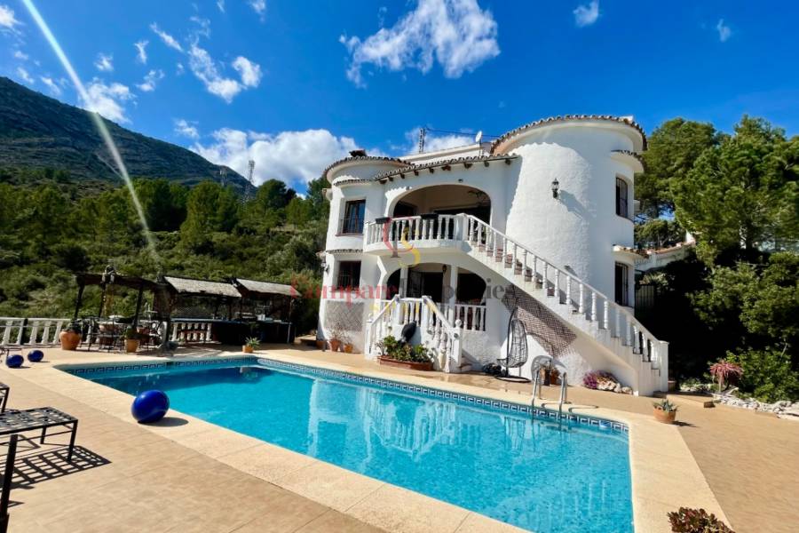 Vente - Villa - Jalon Valley - Campo