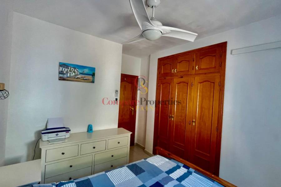 Sale - Villa - Jalon Valley - Valley / Urbanización