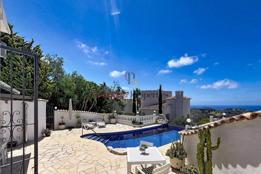 Sale - Villa -  - Kalmias