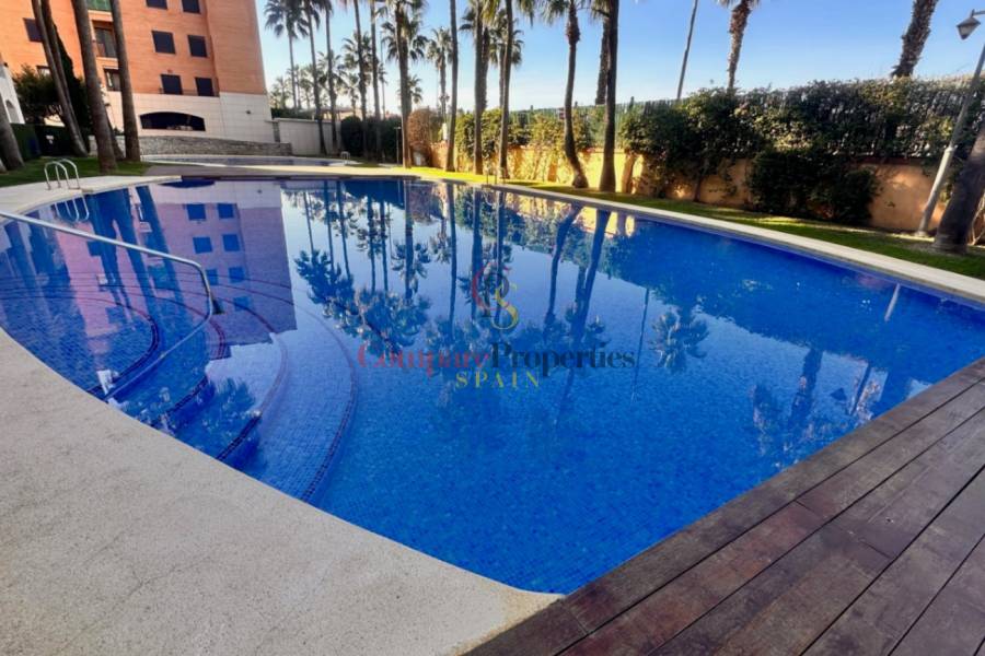 Sale - Duplex and Penthouses - Dénia - Casco urbano