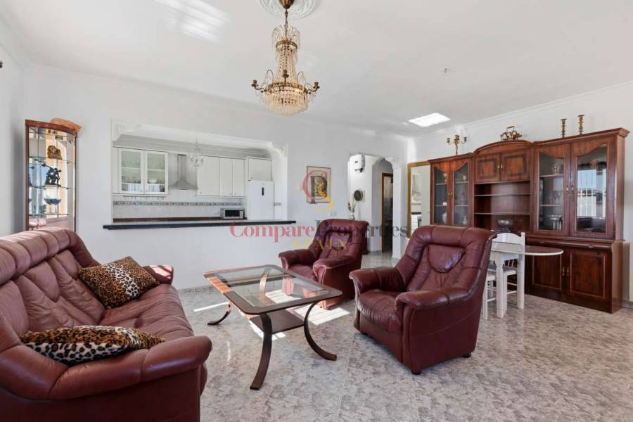 Sale - Villa - Oltamar