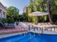 Venta - Villa - Albir