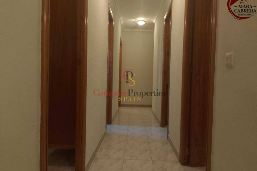 Sale - Apartment - Xeresa