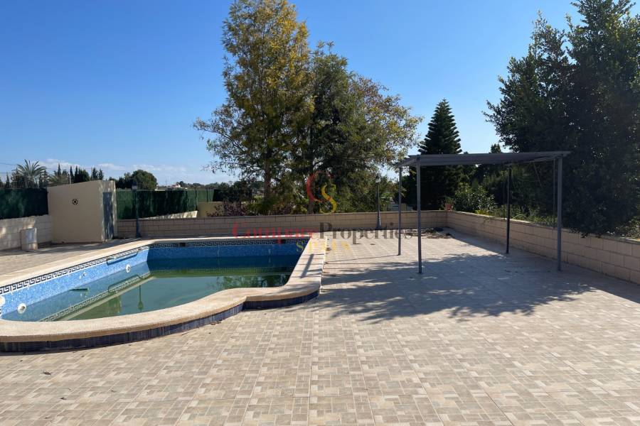 Sale - Villa - Albatera