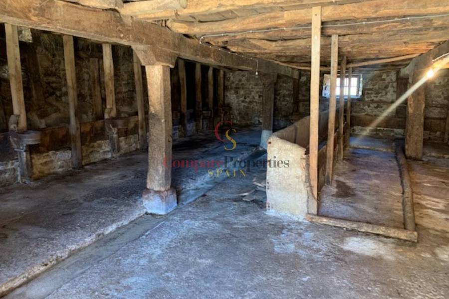 Sale - Apartment - La Pernía