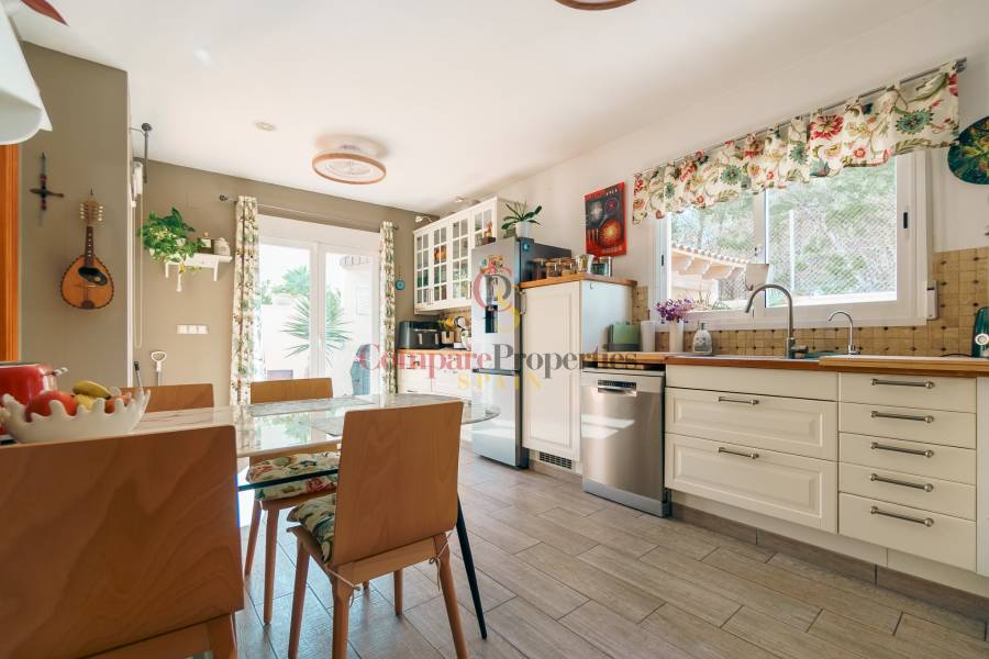 Sale - Villa - Alfaz Del Pi - Alfas del Pí