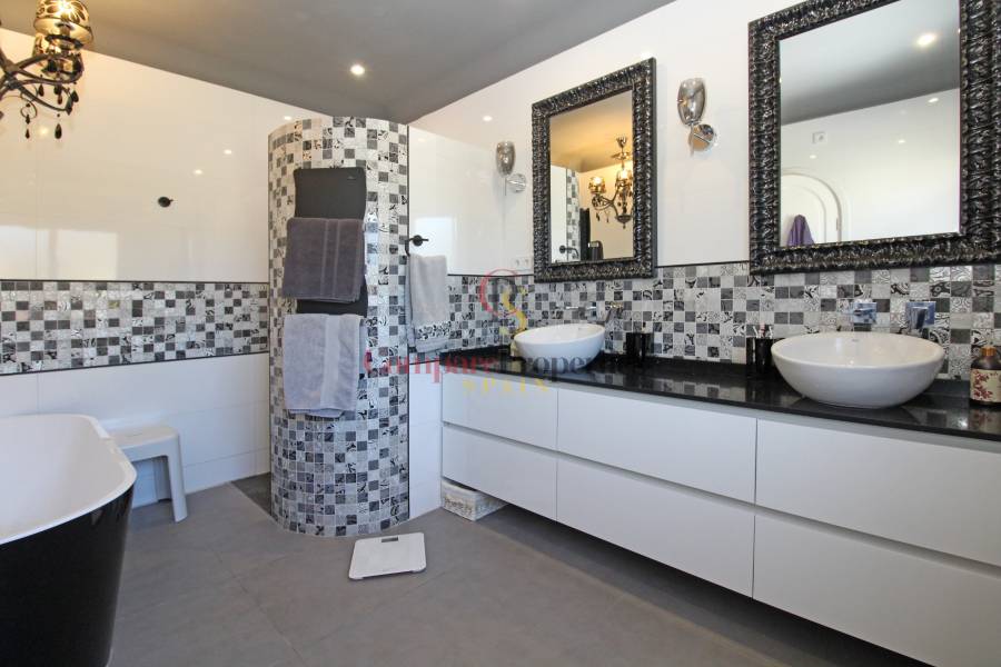 Verkoop - Villa - Moraira - El Portet