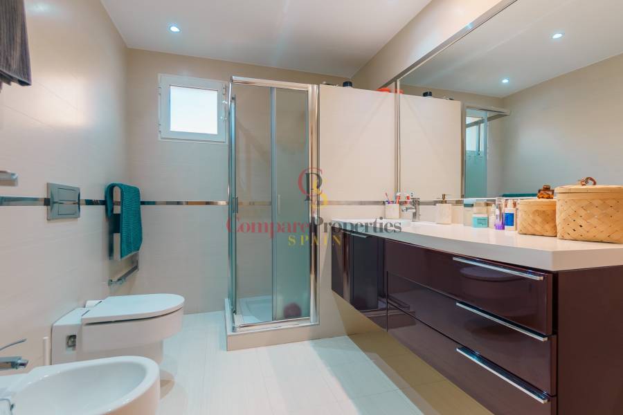 Venta - Villa - Benidorm