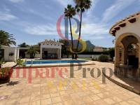 Sale - Villa - El Vergel - 