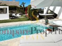 Venta - Villa - Jávea