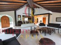 Sale - Villa - Jávea