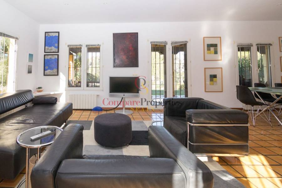 Sale - Villa - Jesús Pobre - Periferia