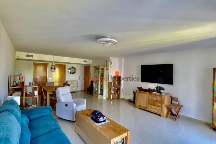 Sale - Apartment - Jalon Valley - Ciudad