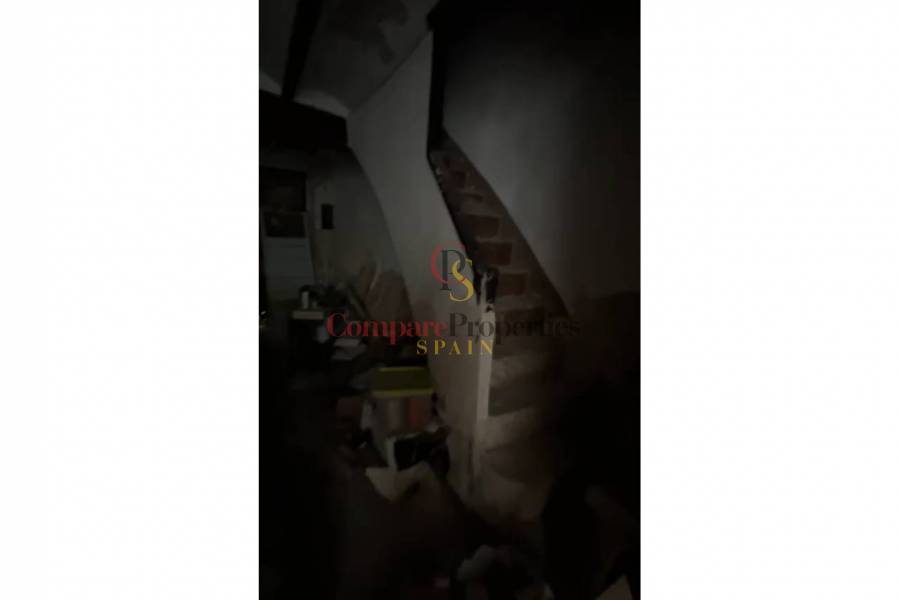 Sale - Apartment - Oliva - 
