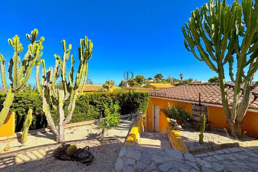 Sale - Villa - Benitachell - Encinas
