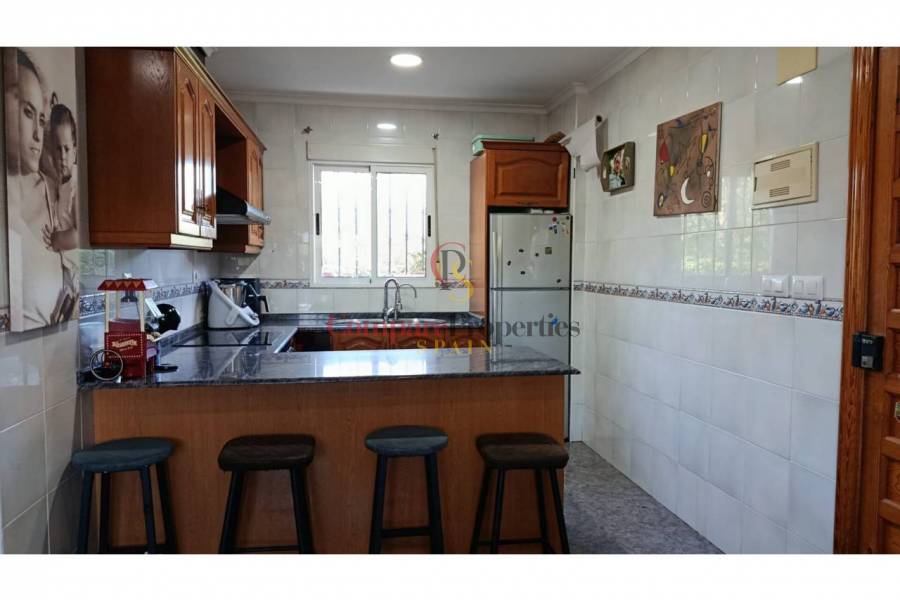 Sale - Apartment - Oliva - 