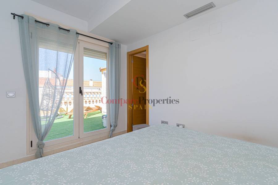 Sale - Apartment - Dénia - 