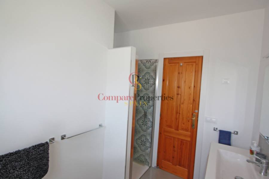 Venta - Villa - Jalon Valley - Jalon