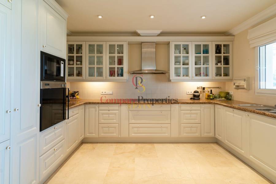 Sale - Villa - Moraira