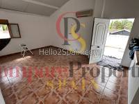 Sale - Townhouses - Oliva - 